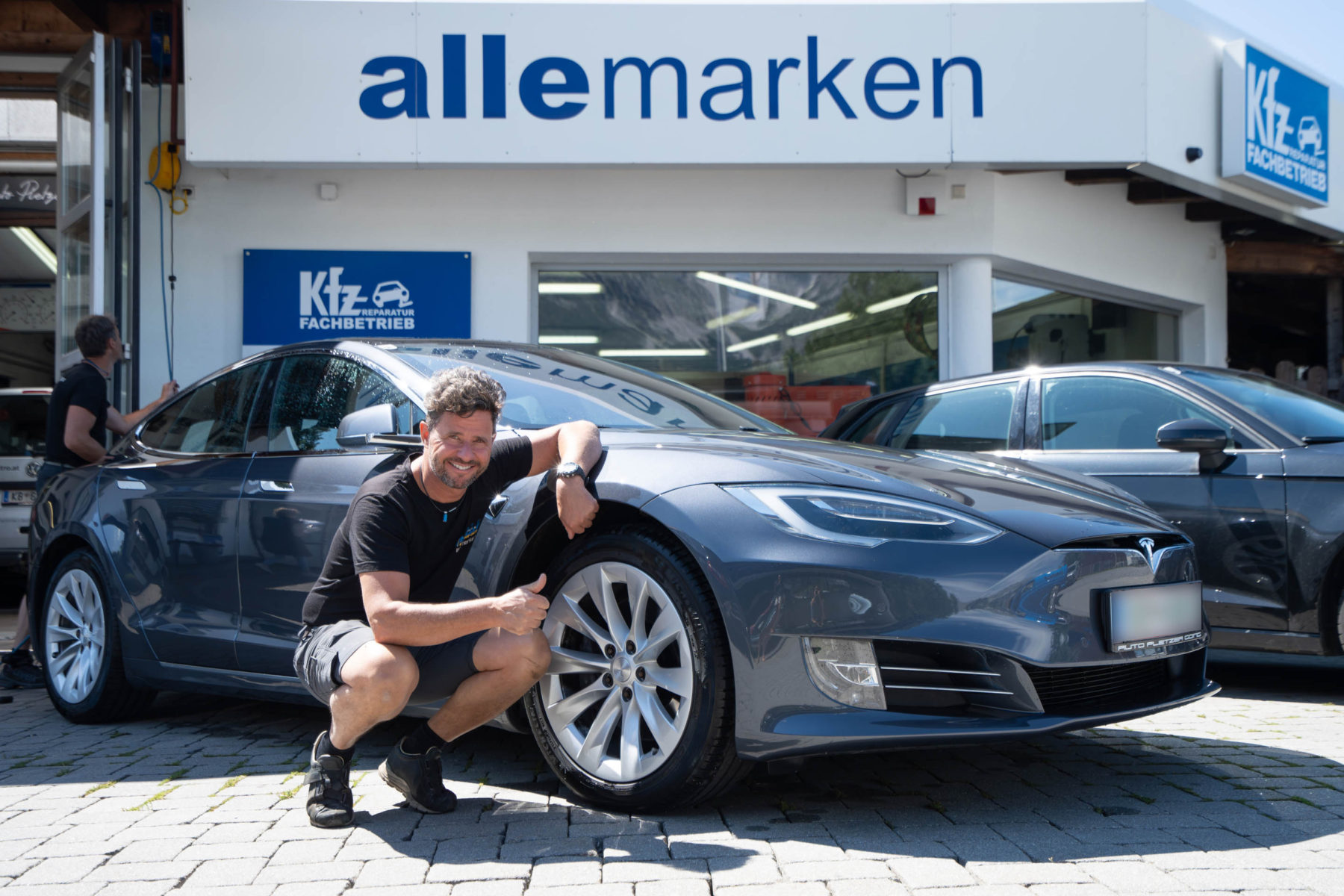 Tesla bei Auto Pletzer in Going